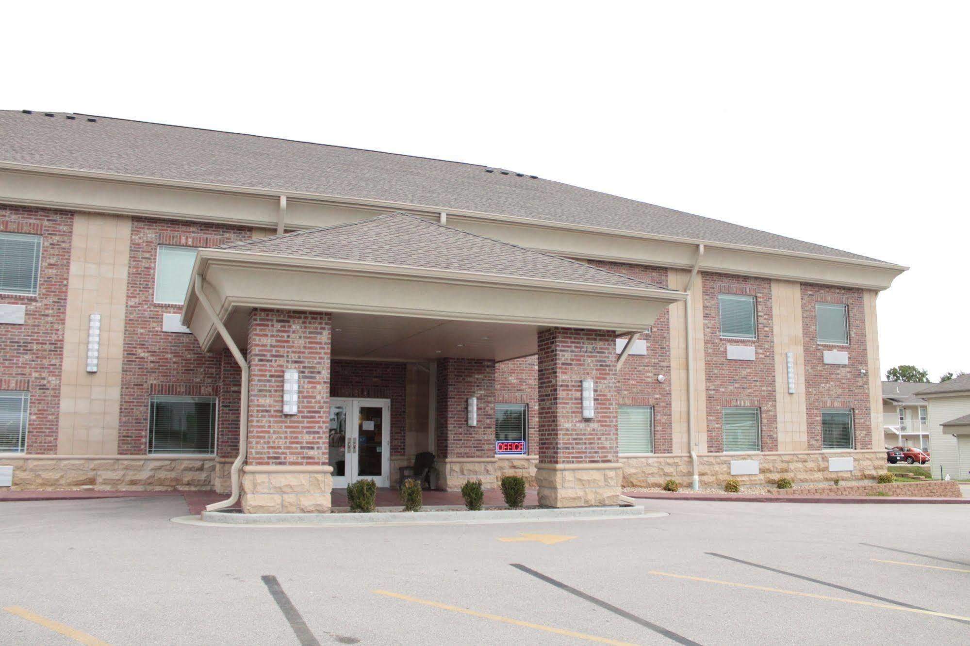 Bell'S Extended Stay And Suites Saint Robert Kültér fotó